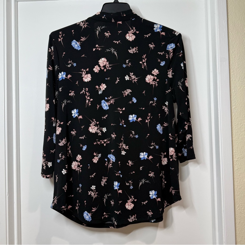 Charter Club Black and  Floral Women's Blouse - Picture 2 of 12